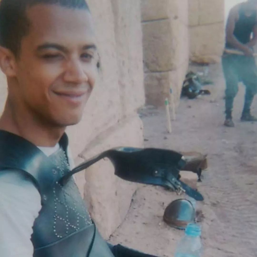 灰蟲子演員的舞臺微小魅力展現(xiàn)