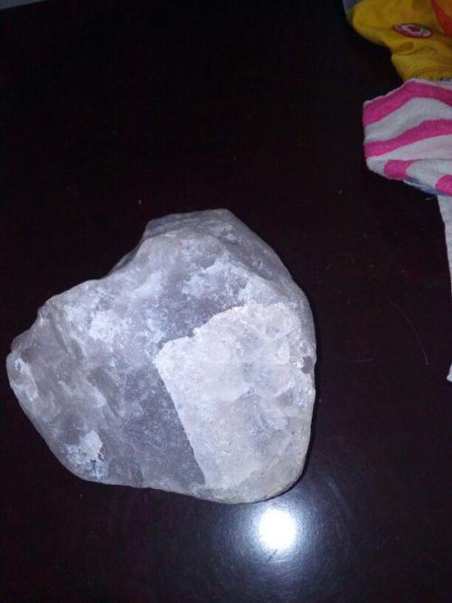 揭秘水晶石價(jià)格，一文帶你探知水晶石世界的價(jià)值！