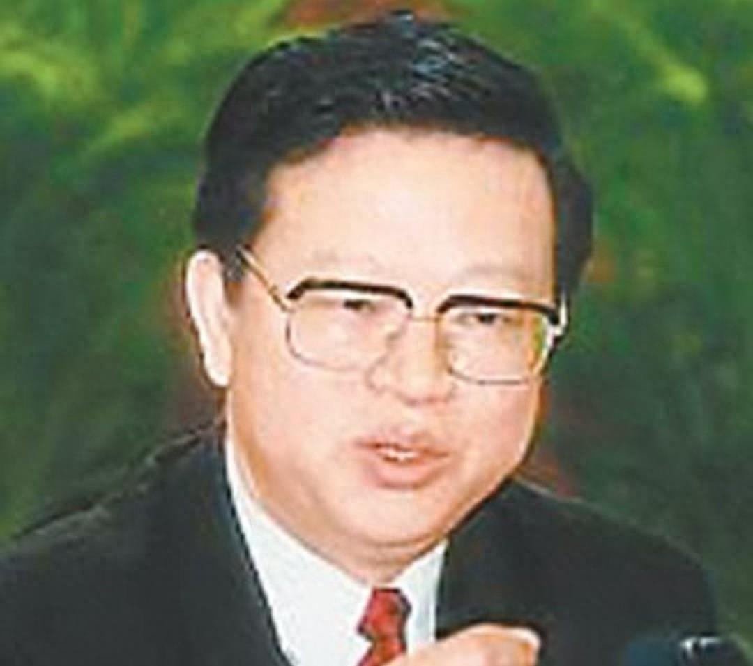 貴州女明星的自然之旅與內心平靜之道探索