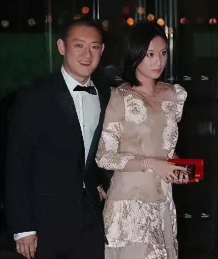 公眾關(guān)注與媒體呈現(xiàn)下的明星逝世思考