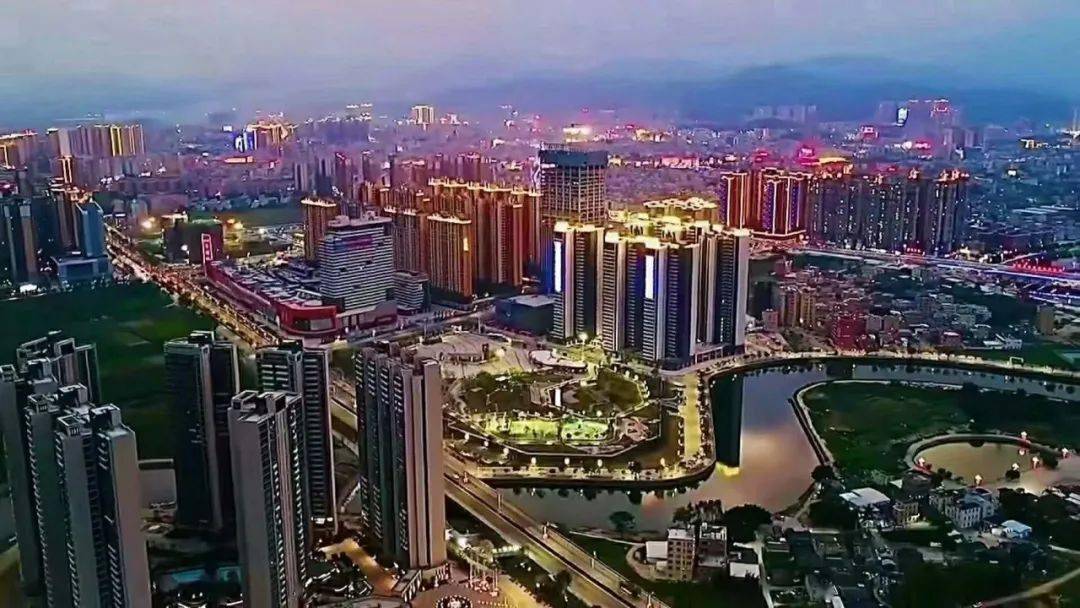 海豐市民廣場建設最新進展揭秘??