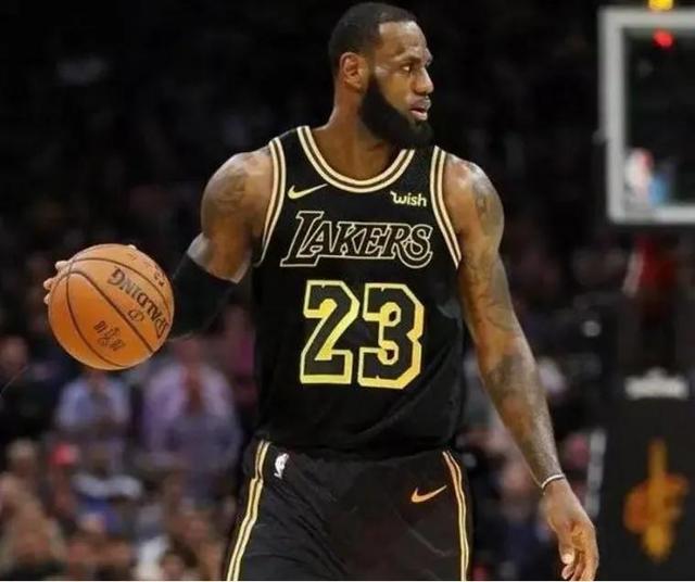 NBA賽場熱血瞬間最新視頻聚焦