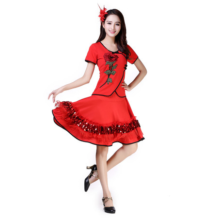 藝濤廣場舞服夏裝最新潮流款式亮相！