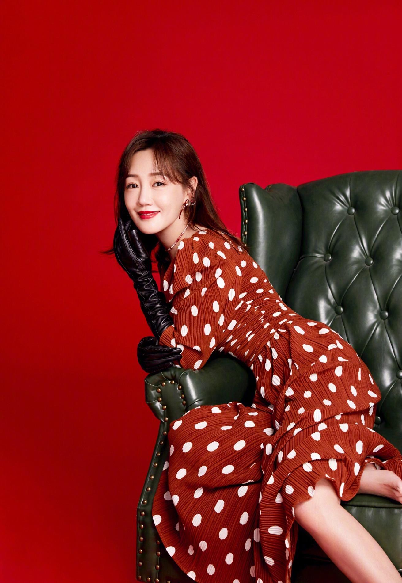 薛佳凝最新微博動態(tài)，與大自然共舞，開啟內(nèi)心寧靜之旅