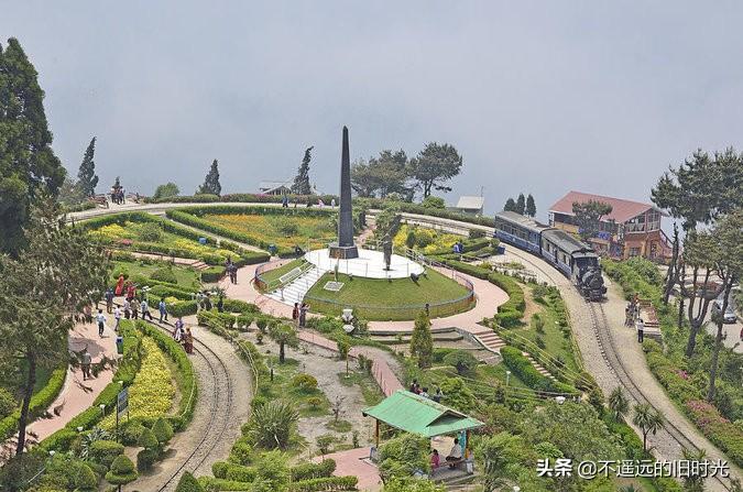 迷你世界最新版刷鐵軌，自然美景探險之旅啟動！